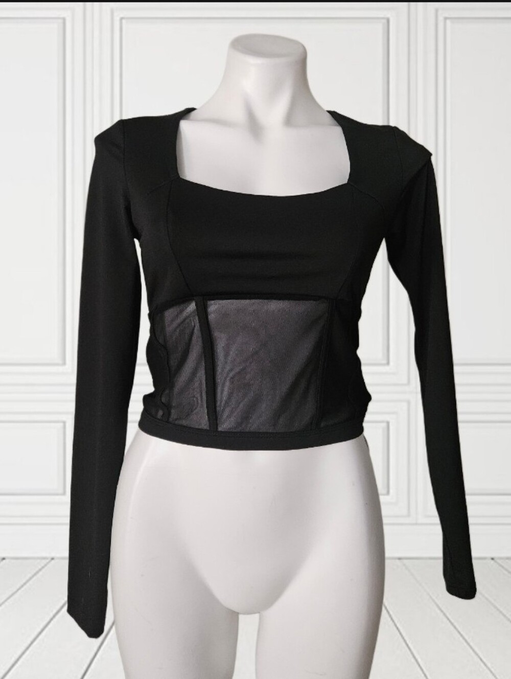 Black Mesh Panel Long Sleeve Crop Top Large - Picture 2 of 5